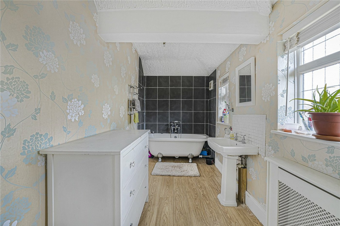 5 bedroom house for sale in South Welling | Robinson Jackson