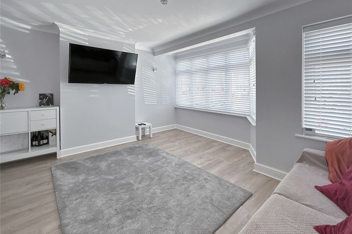 2 bedroom house for sale in Welling | Robinson Jackson