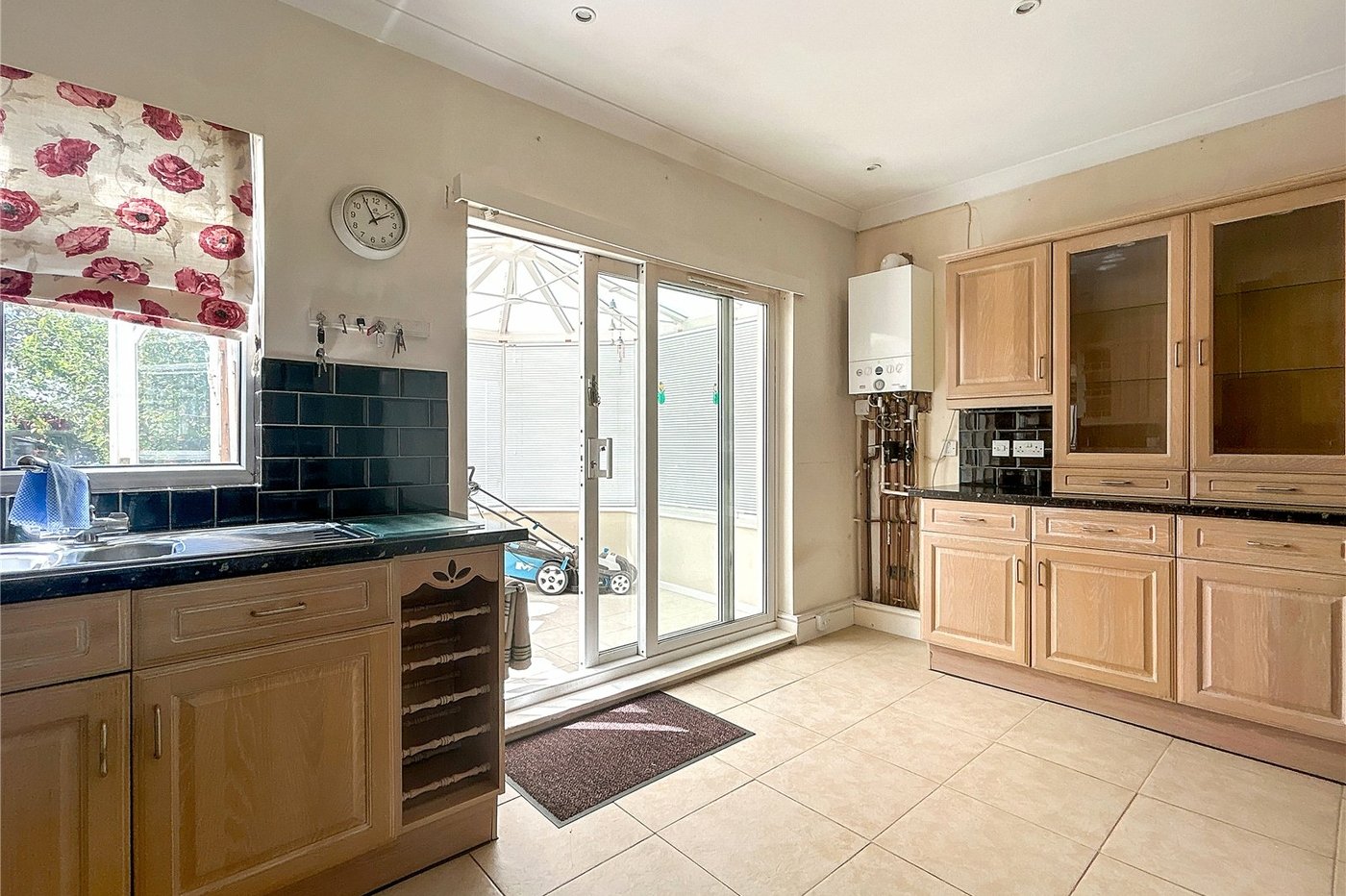 2 bedroom bungalow for sale in Welling | Robinson Jackson