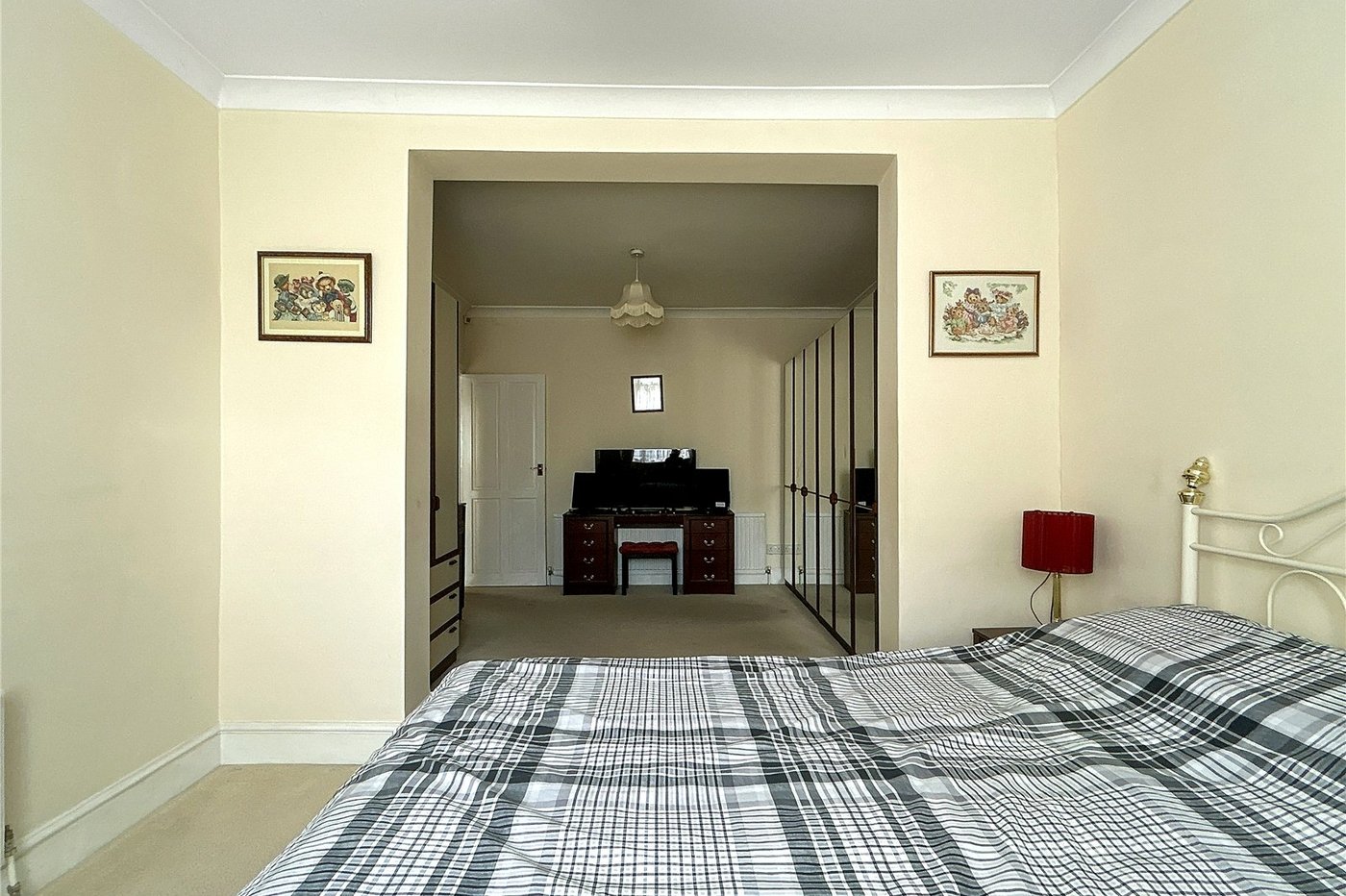 2 bedroom bungalow for sale in Welling | Robinson Jackson