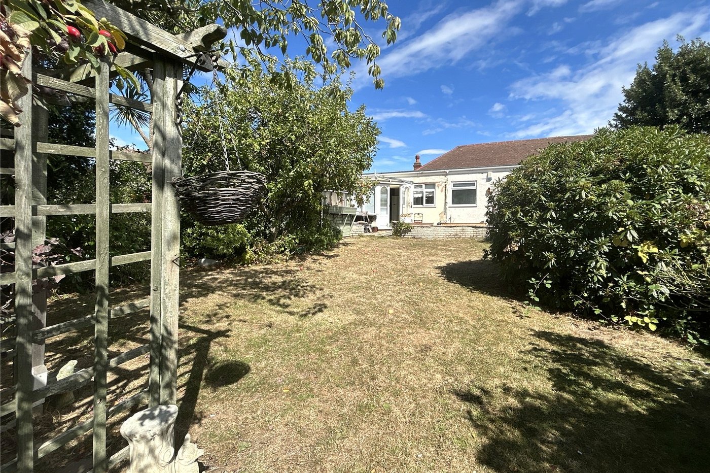 2 bedroom bungalow for sale in Welling | Robinson Jackson