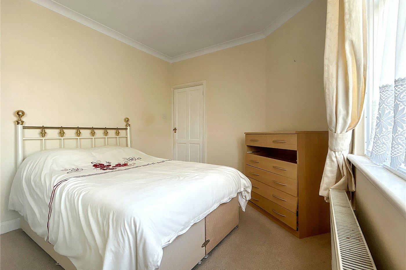 2 bedroom bungalow for sale in Welling | Robinson Jackson