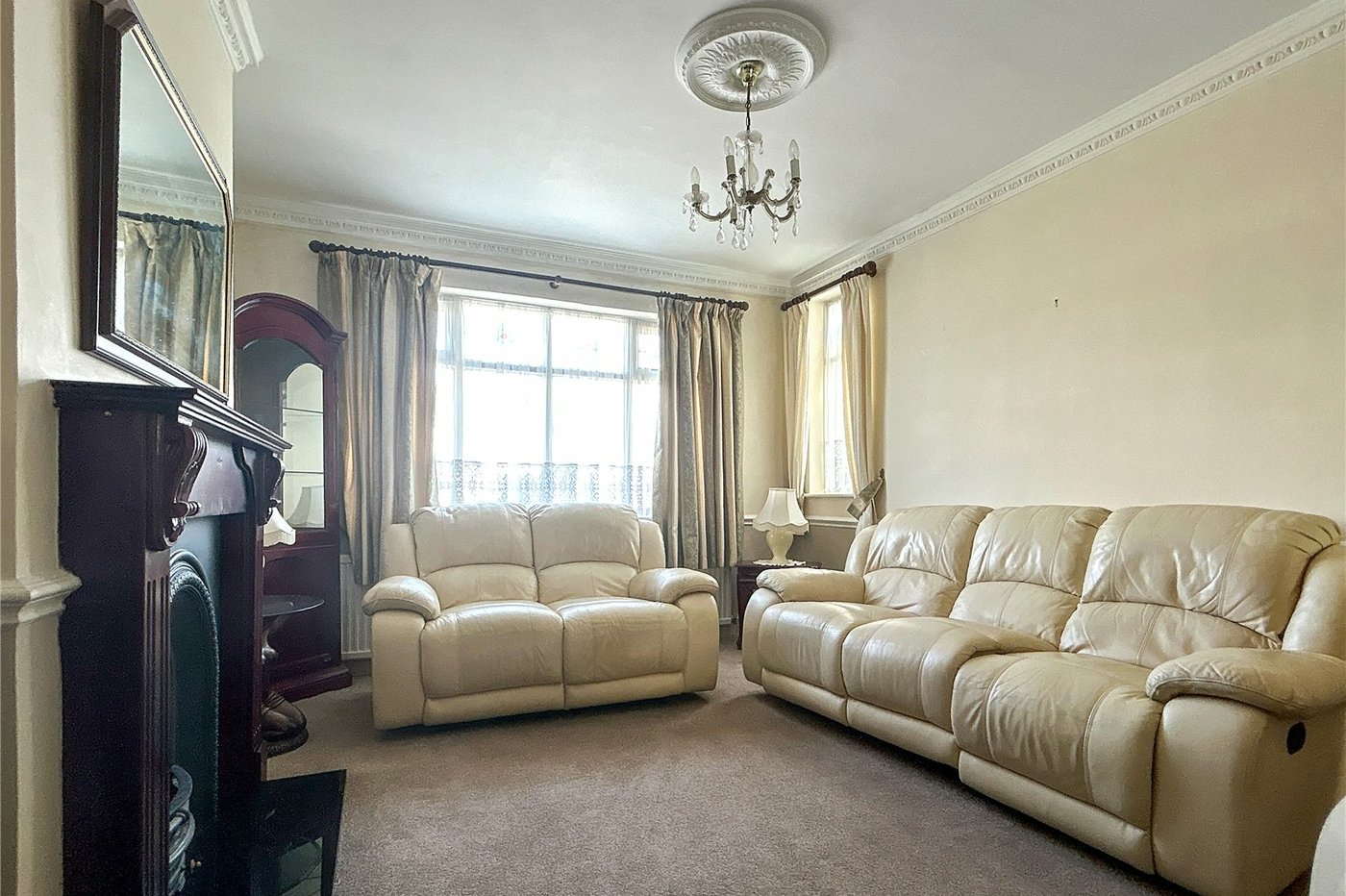 2 bedroom bungalow for sale in Welling | Robinson Jackson