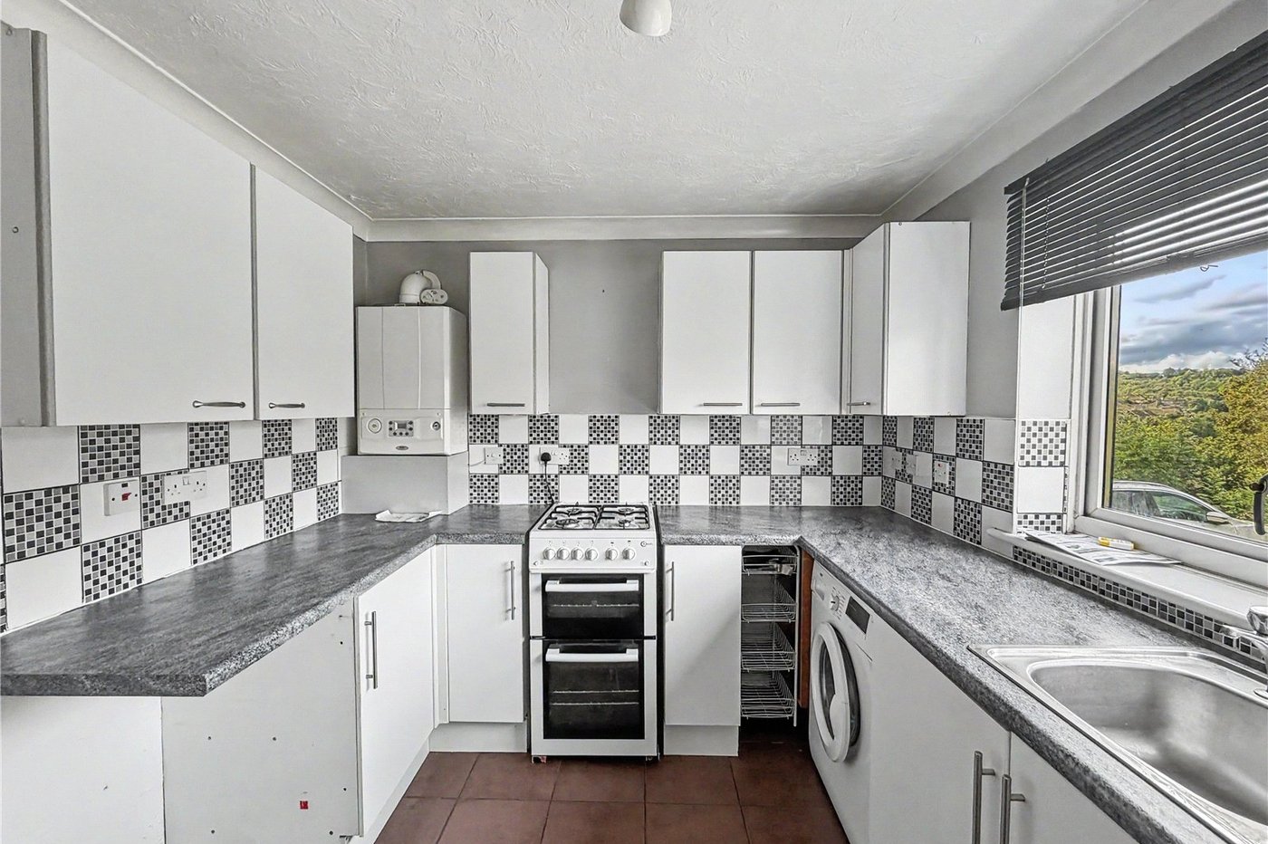 2 bedroom property for sale in Lordswood | Robinson Michael & Jackson