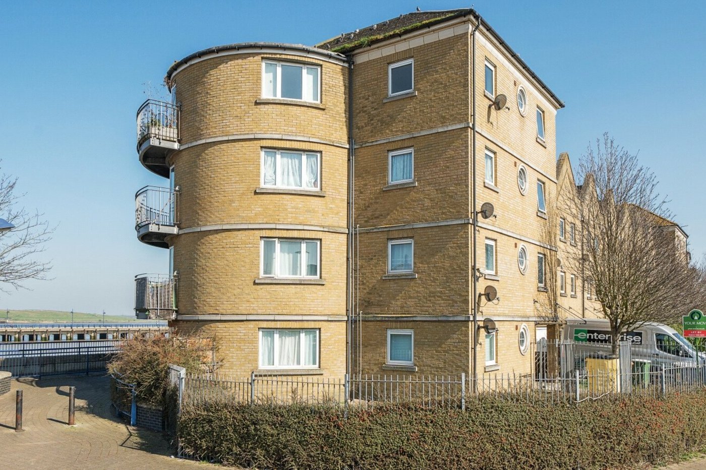 2 bedroom property for sale in Erith | Robinson Jackson