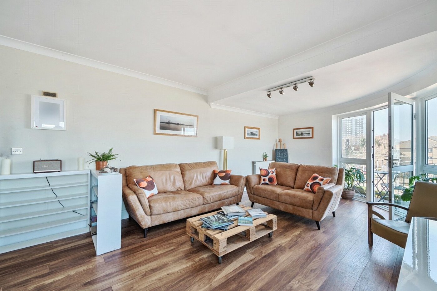 2 bedroom property for sale in Erith | Robinson Jackson