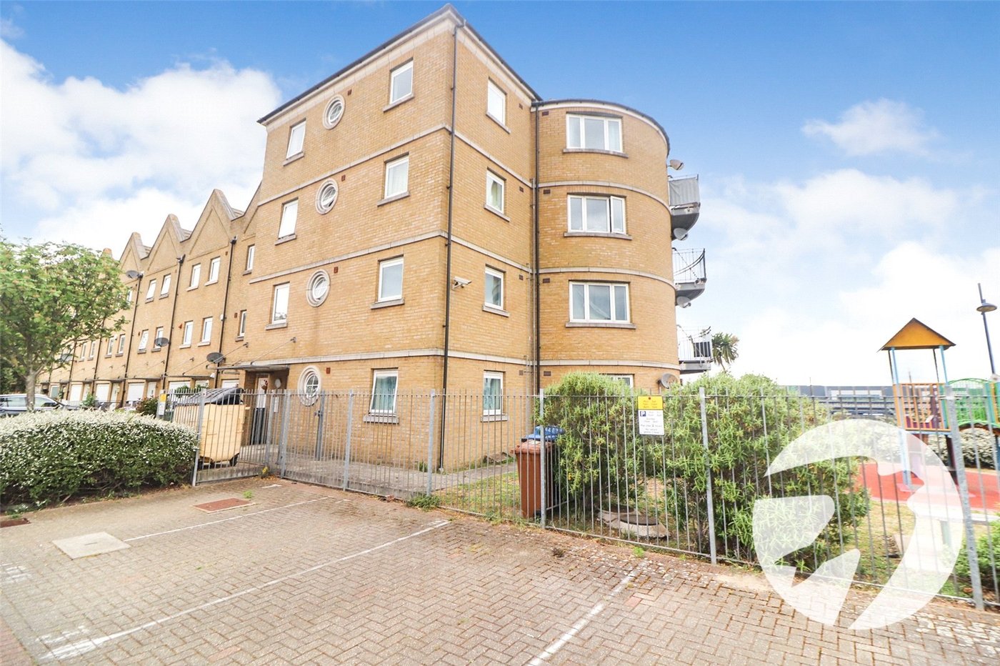 2 bedroom property for sale in Erith | Robinson Jackson
