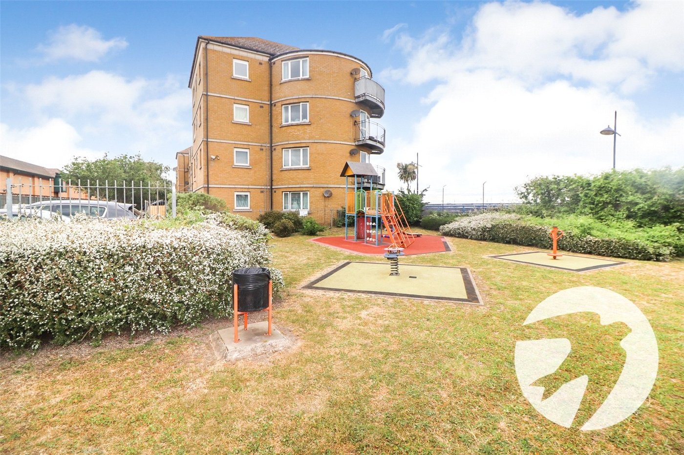 2 bedroom property for sale in Erith | Robinson Jackson