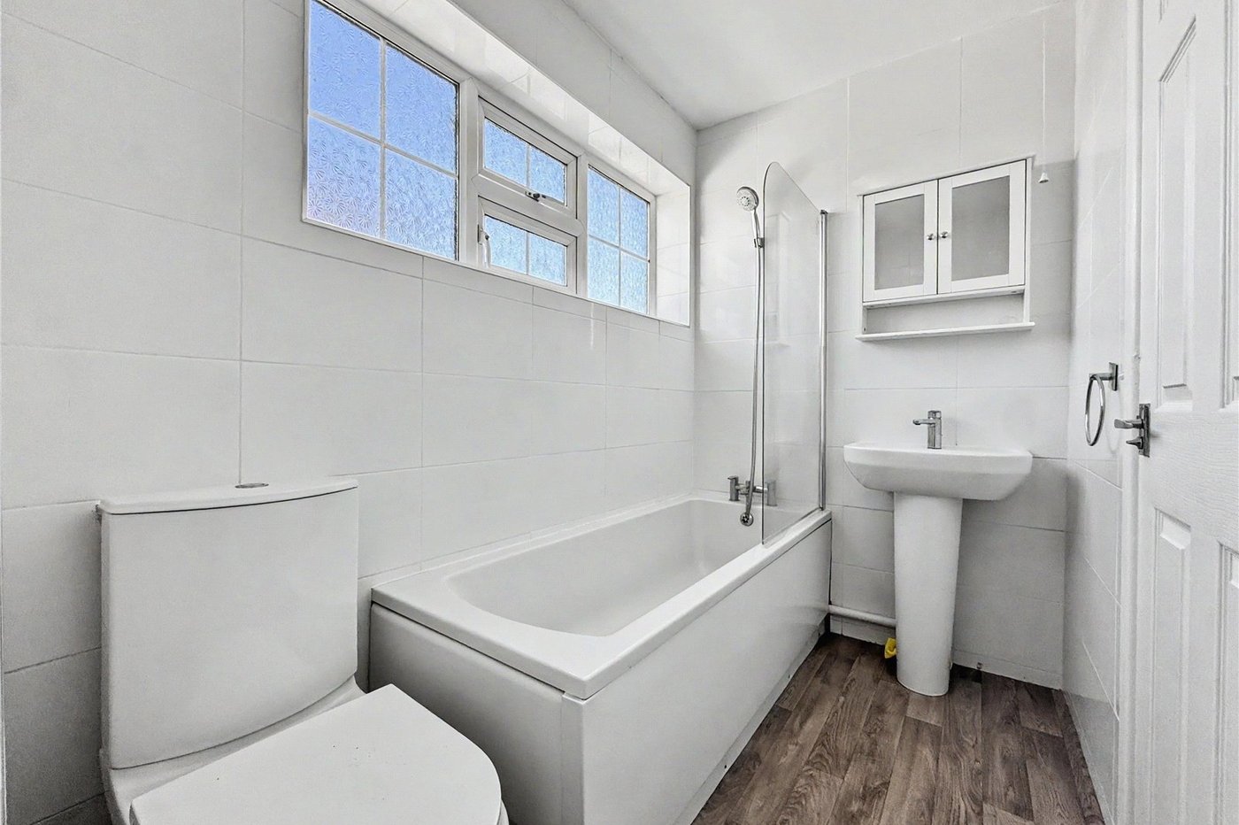 4 bedroom property for sale in Rainham | Robinson Michael & Jackson