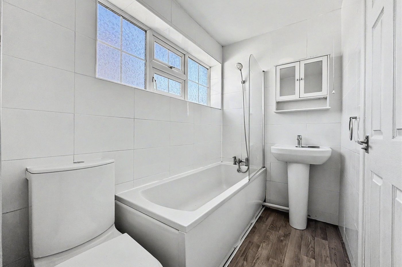 4 bedroom property for sale in Rainham | Robinson Michael & Jackson