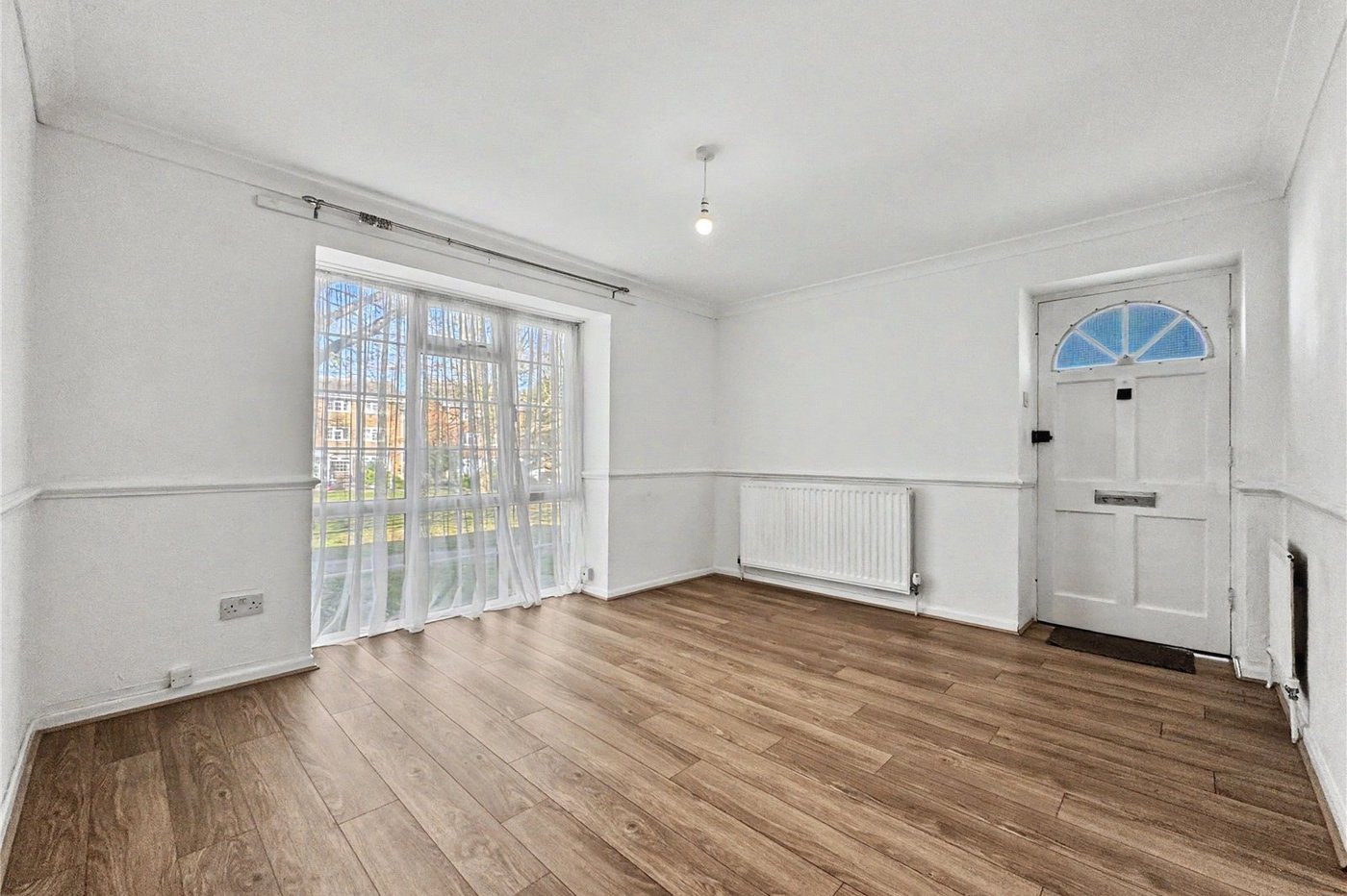 4 bedroom property for sale in Rainham | Robinson Michael & Jackson