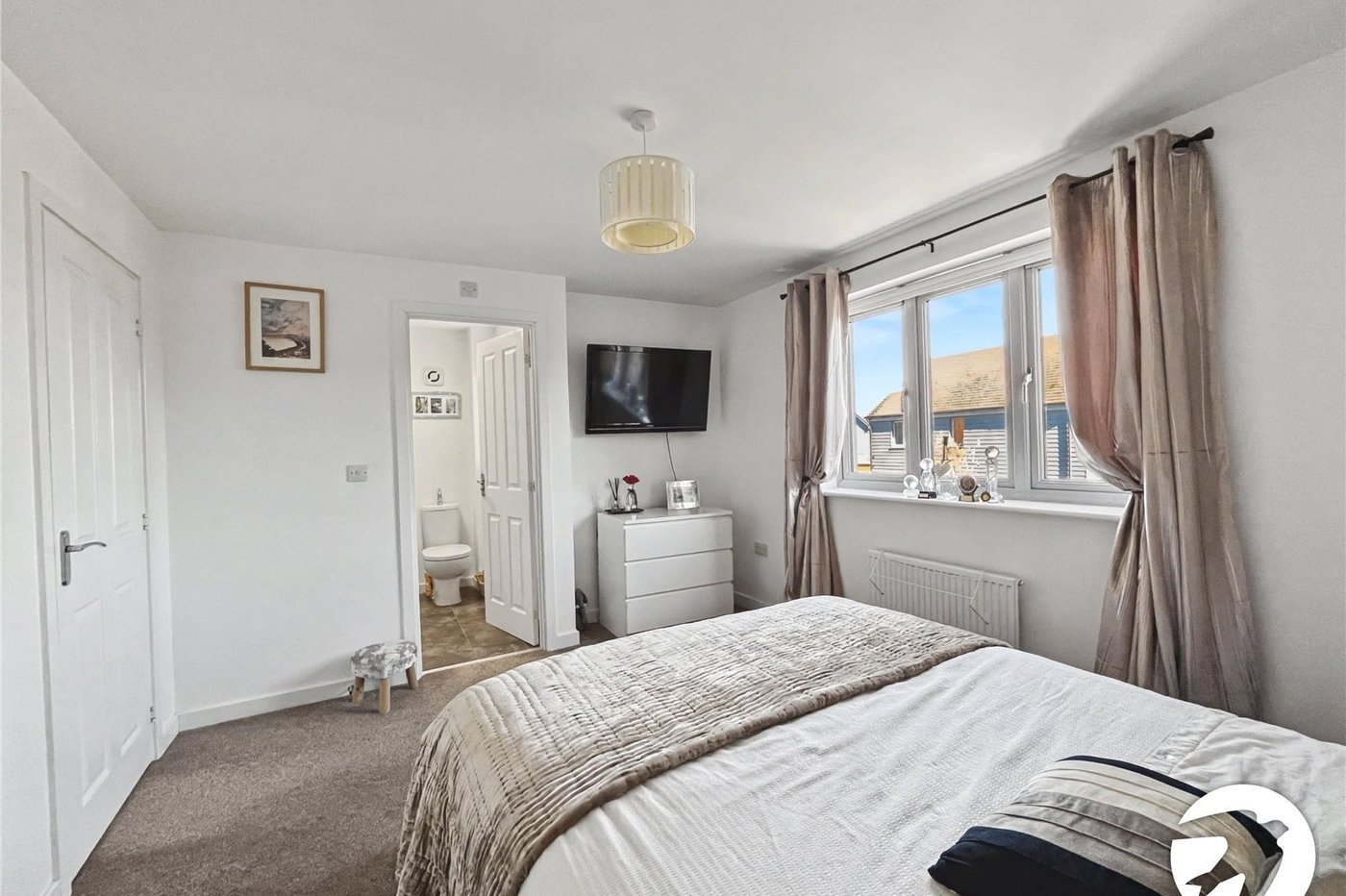 4 bedroom house for sale in Minster on Sea | Robinson Michael & Jackson