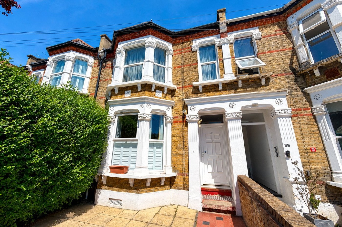 1 bedroom property for sale in London | Robinson Jackson