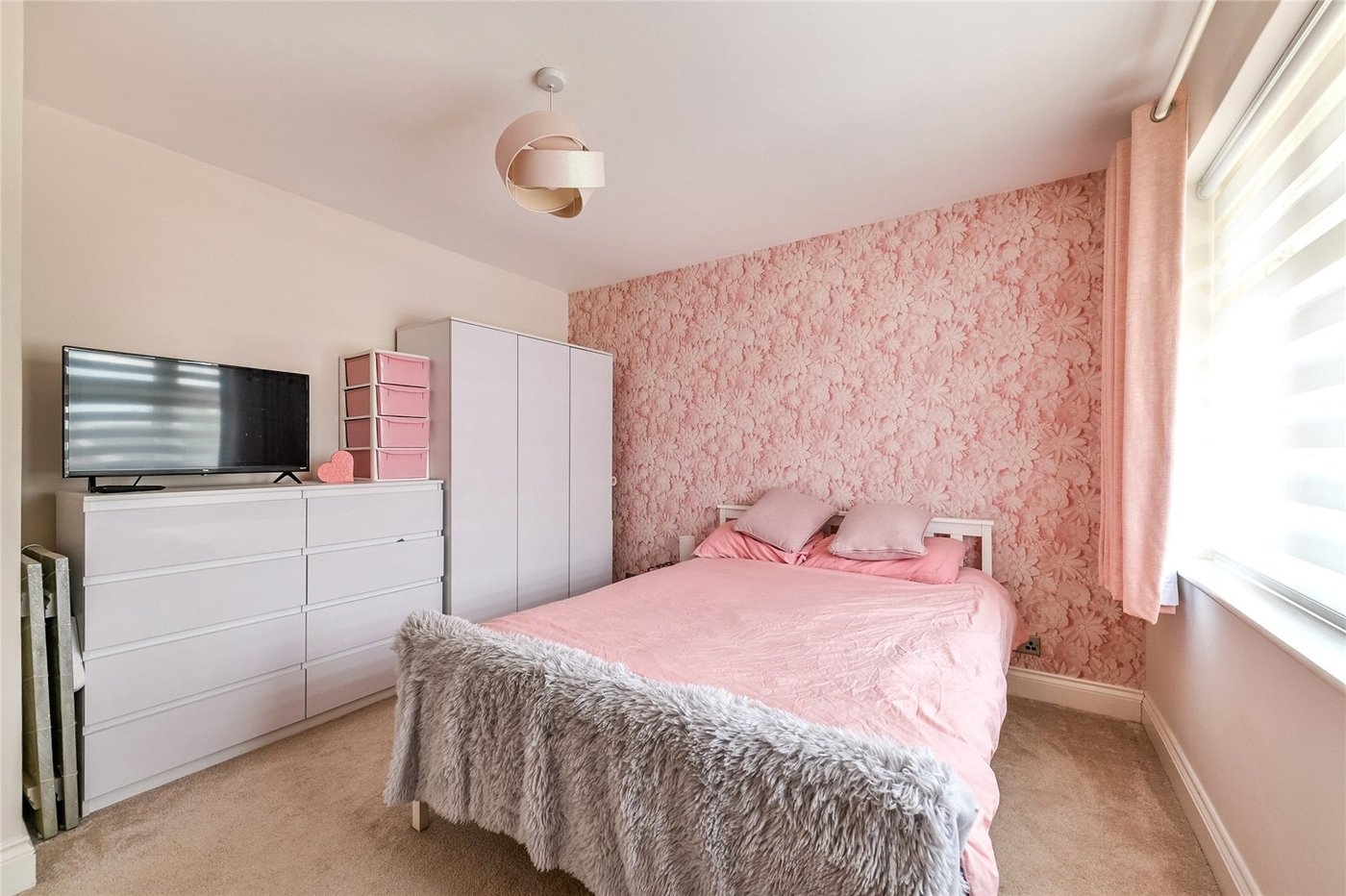 4 bedroom house for sale in Walderslade | Robinson Michael & Jackson