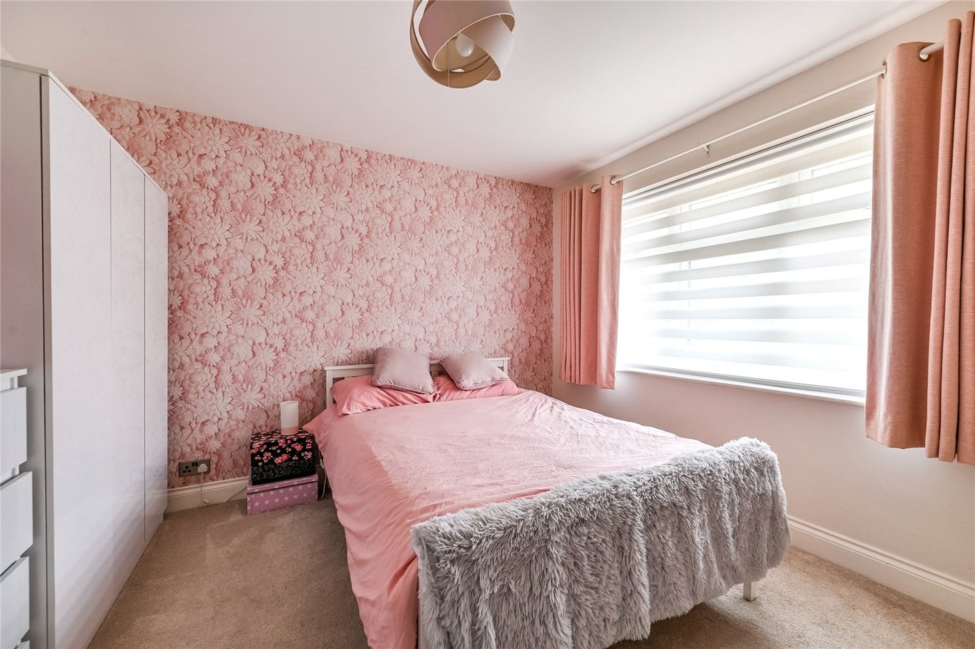 4 bedroom house for sale in Walderslade | Robinson Michael & Jackson