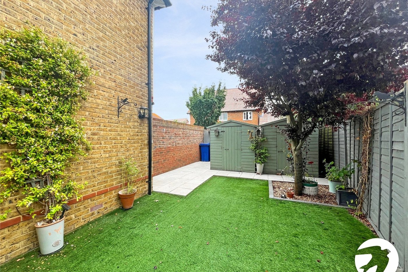 2 bedroom property for sale in Iwade | Robinson Michael & Jackson