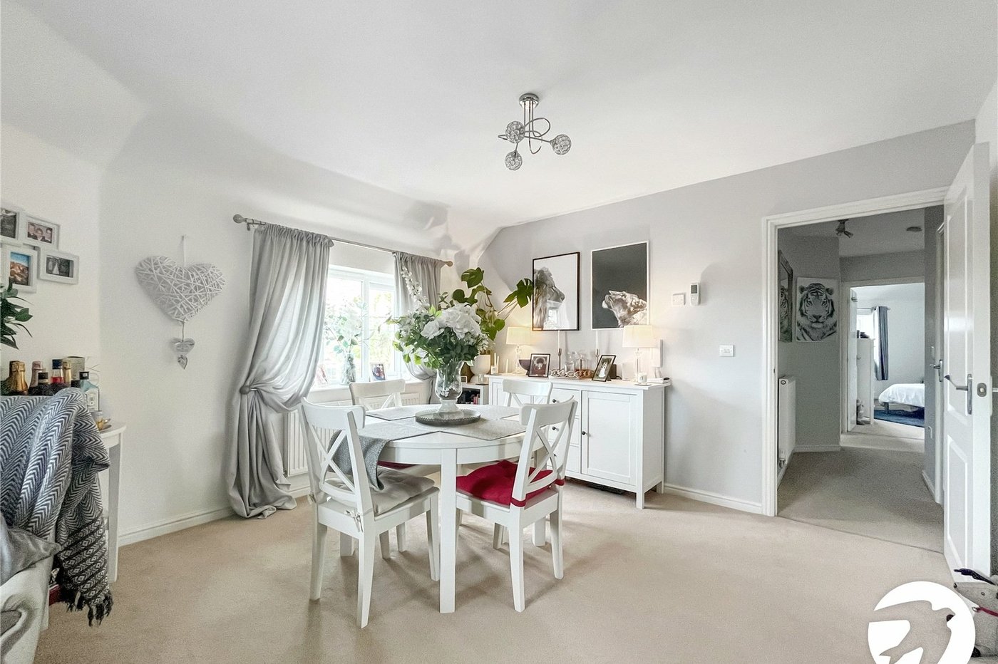 2 bedroom property for sale in Iwade | Robinson Michael & Jackson