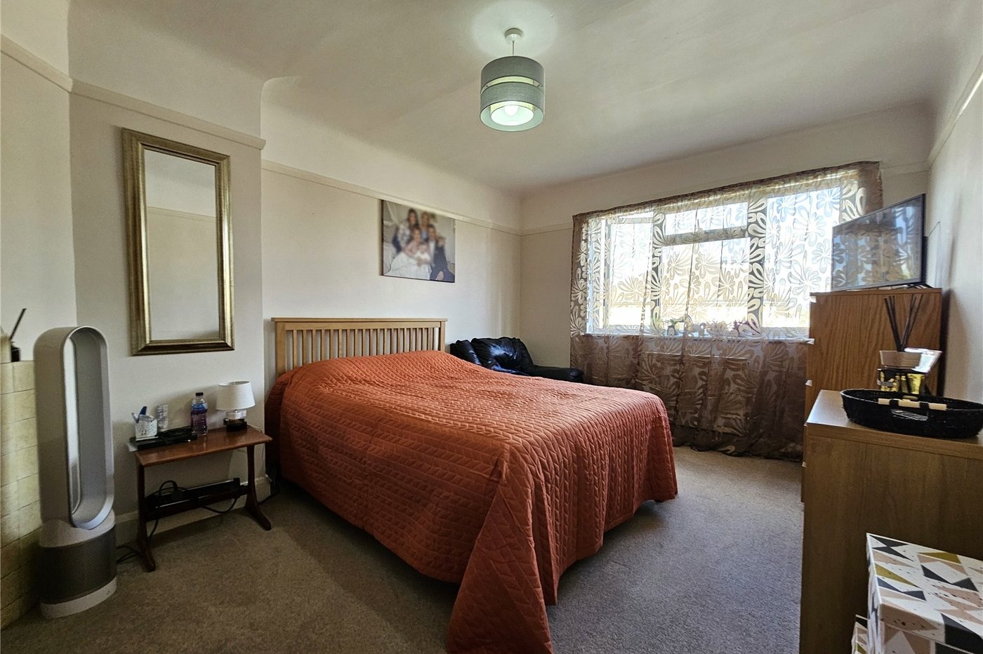 3 bedroom house for sale in Bromley | Robinson Jackson