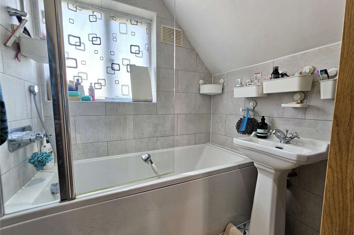 3 bedroom house for sale in Bromley | Robinson Jackson