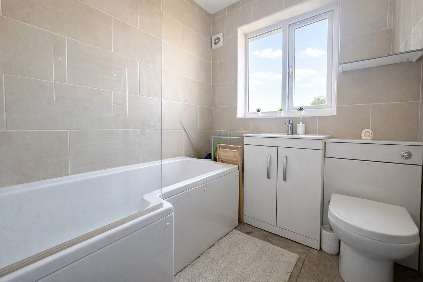 3 bedroom house for sale in Bromley | Robinson Jackson