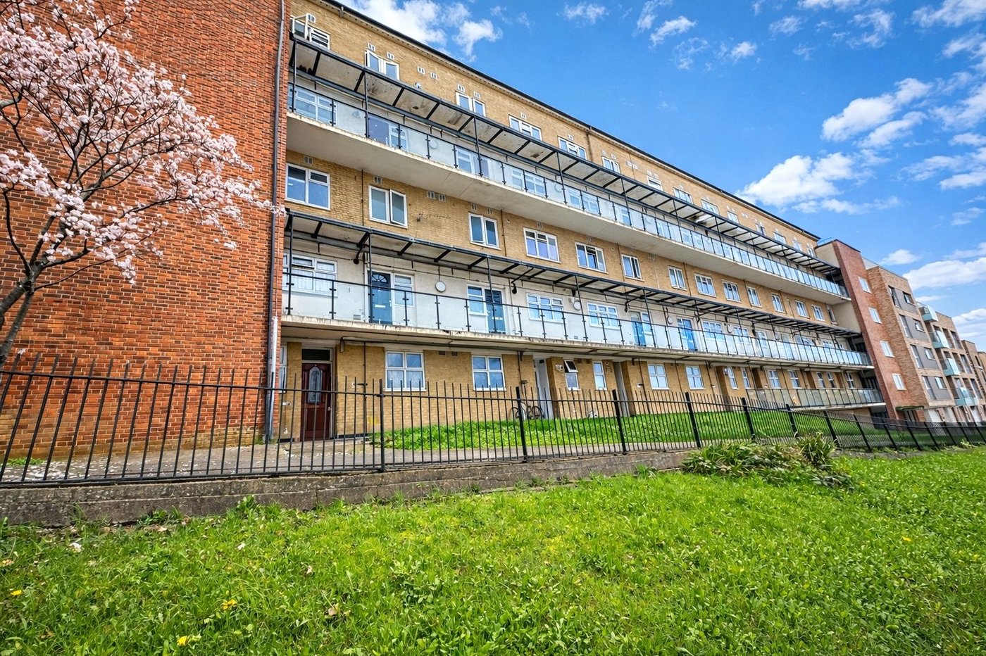 1 bedroom property for sale in Bromley | Robinson Jackson