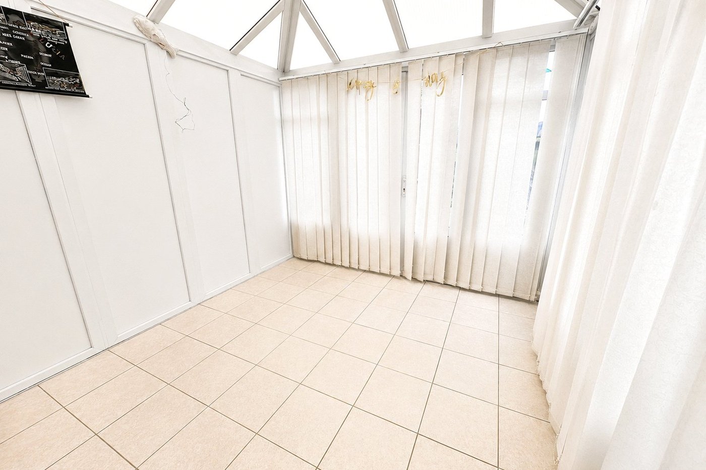 3 bedroom house for sale in Bromley | Robinson Jackson