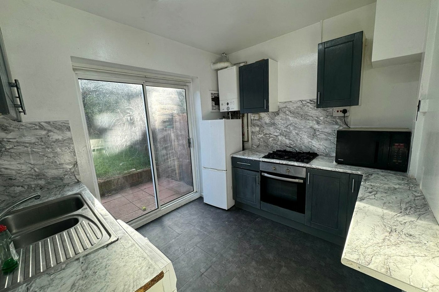 2 bedroom house for sale in Bromley | Robinson Jackson