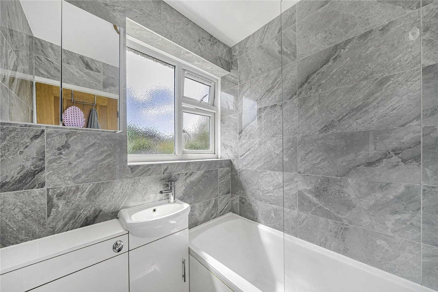 3 bedroom house for sale in Crayford | Robinson Jackson