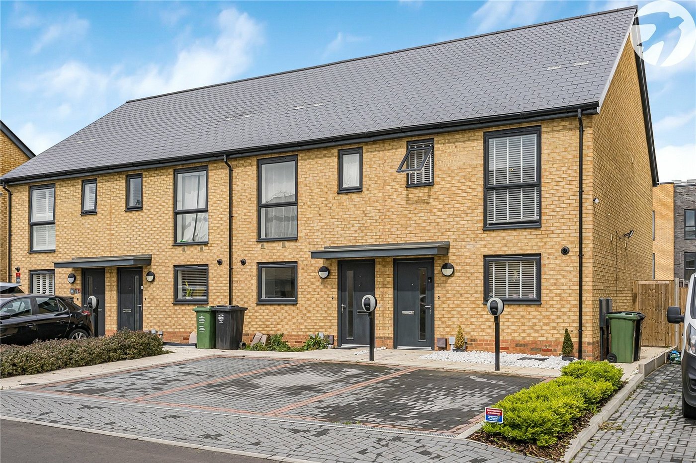 2 bedroom house for sale in Greenhithe | Robinson Jackson