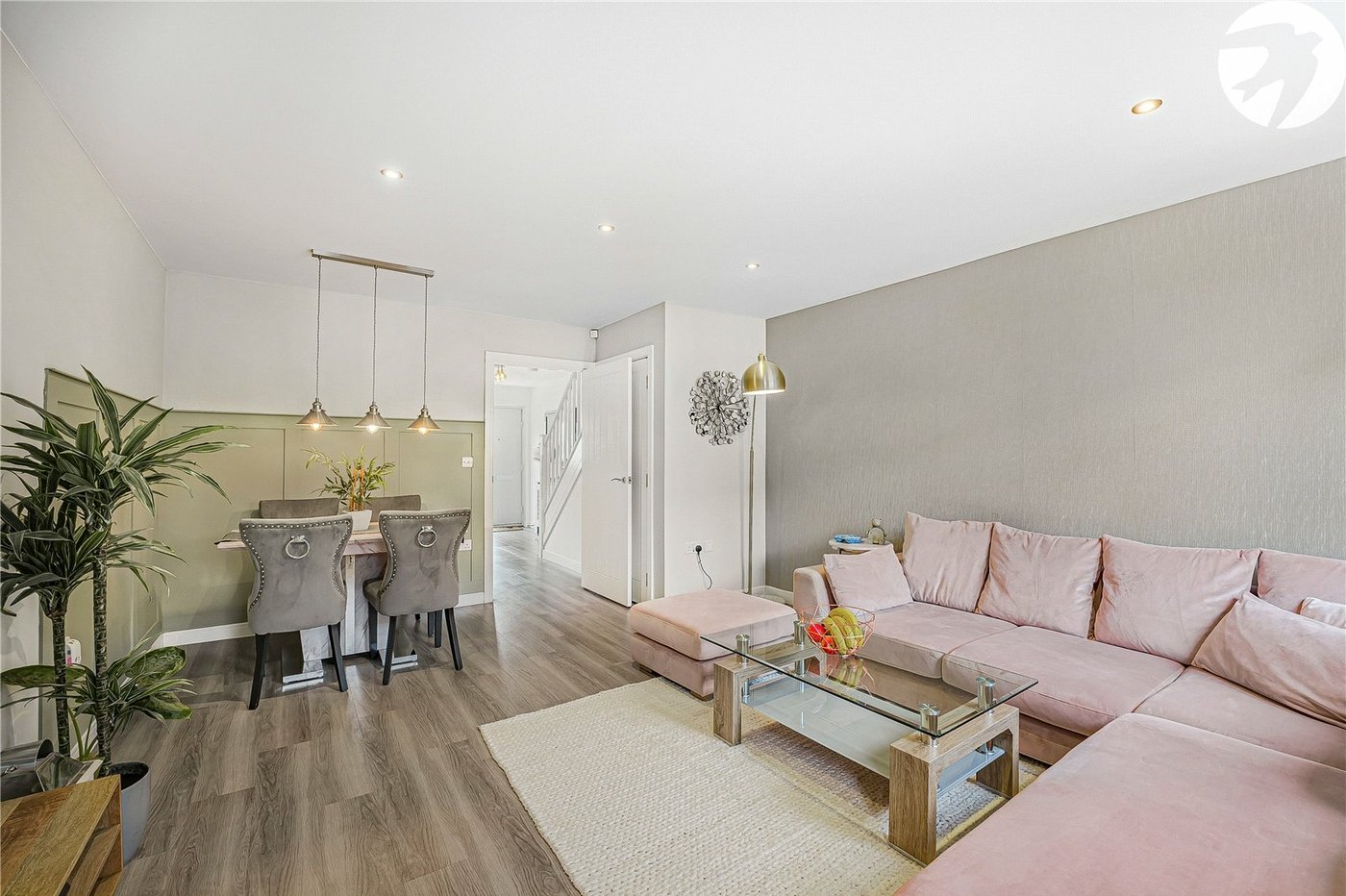 2 bedroom house for sale in Greenhithe | Robinson Jackson