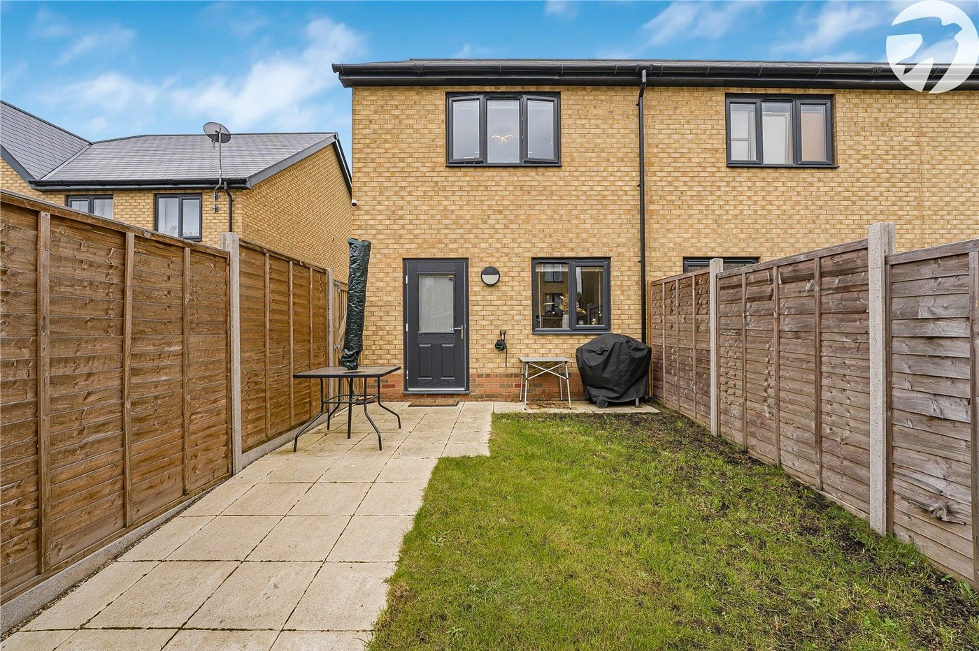 2 bedroom house for sale in Greenhithe | Robinson Jackson