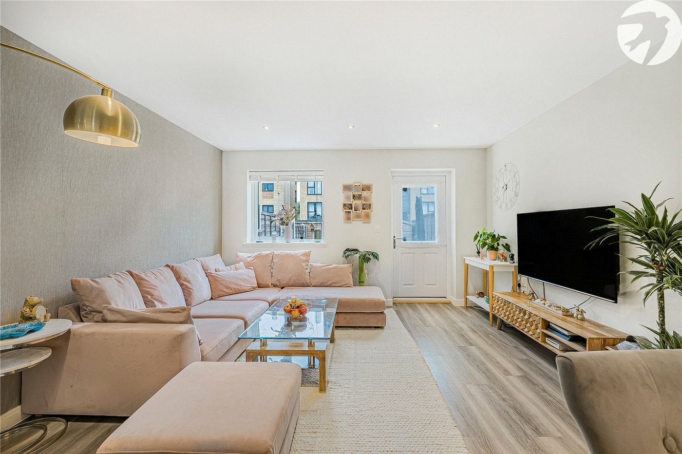 2 bedroom house for sale in Greenhithe | Robinson Jackson