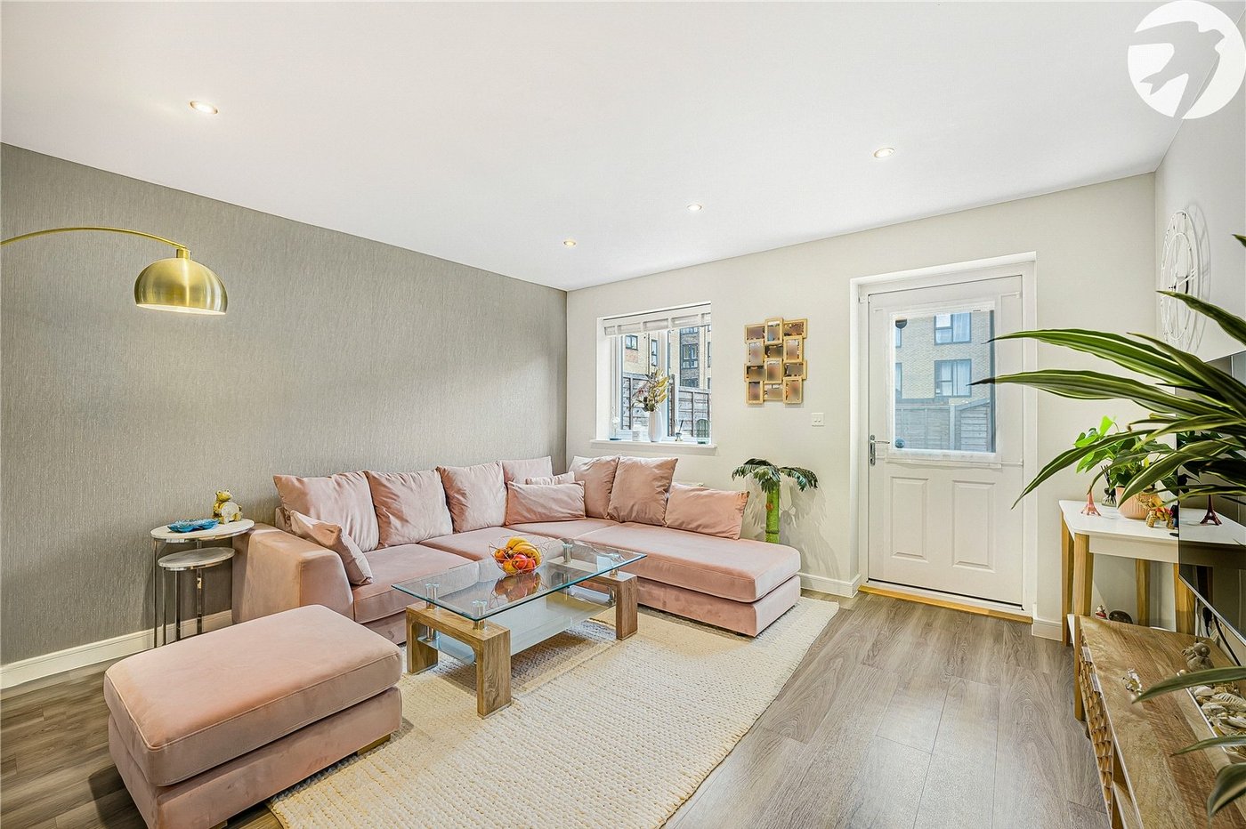 2 bedroom house for sale in Greenhithe | Robinson Jackson