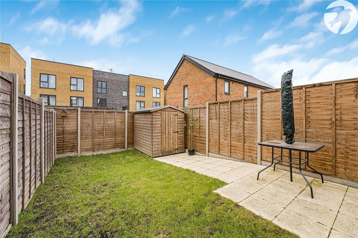 2 bedroom house for sale in Greenhithe | Robinson Jackson