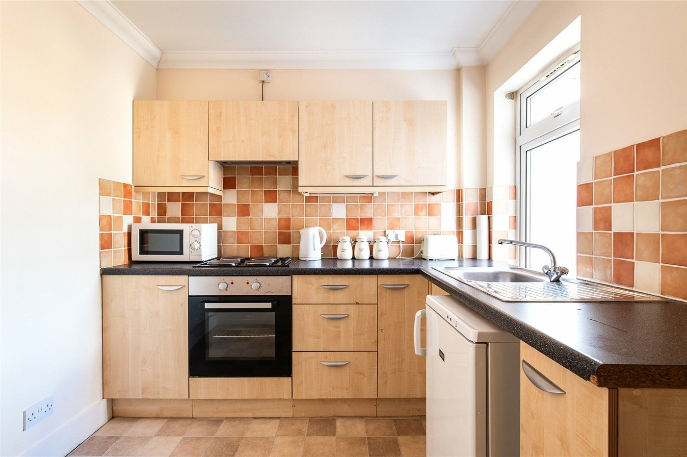 1 bedroom property for sale in Maidstone | Robinson Michael & Jackson