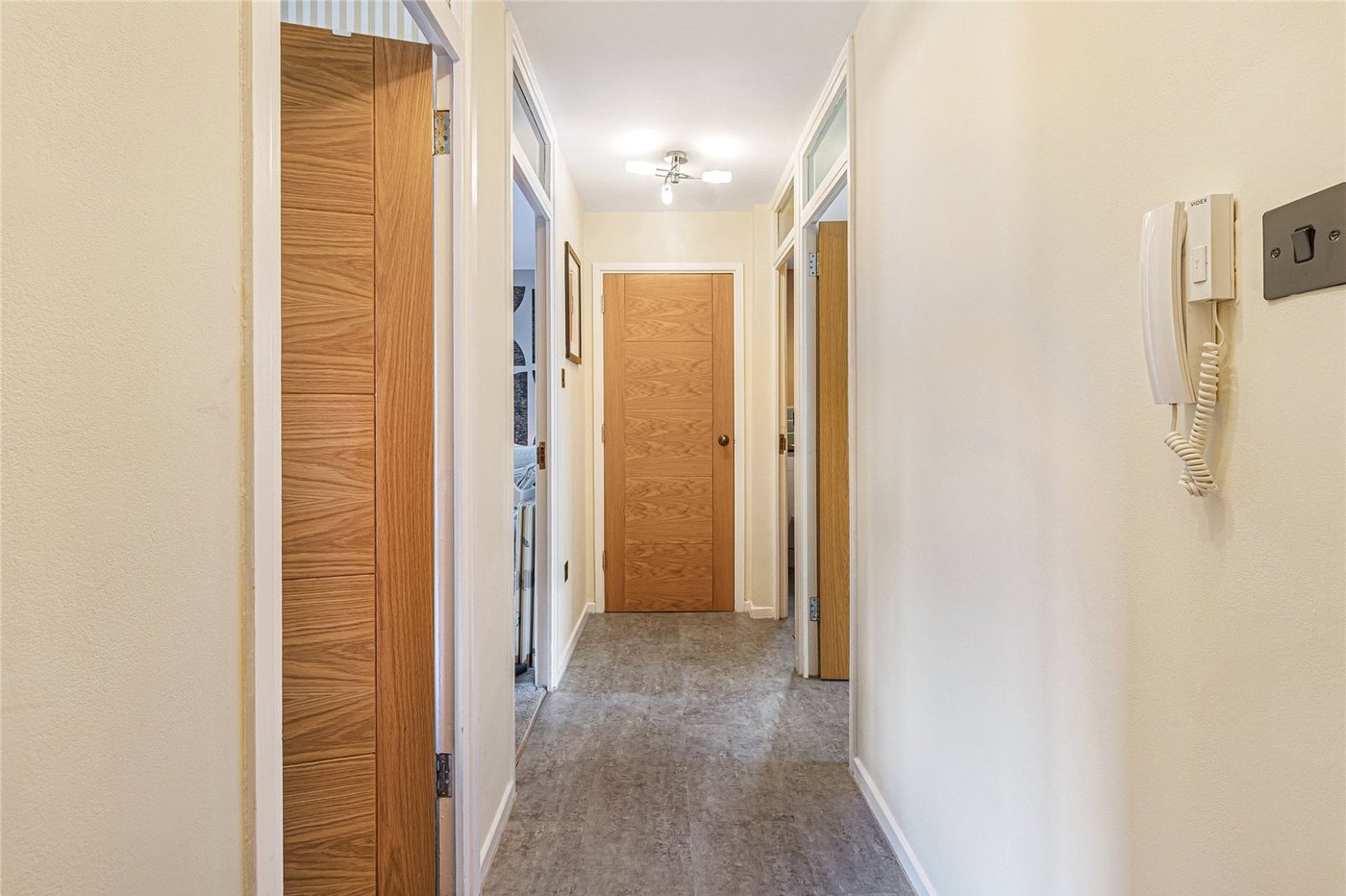 2 bedroom property for sale in Welling | Robinson Jackson