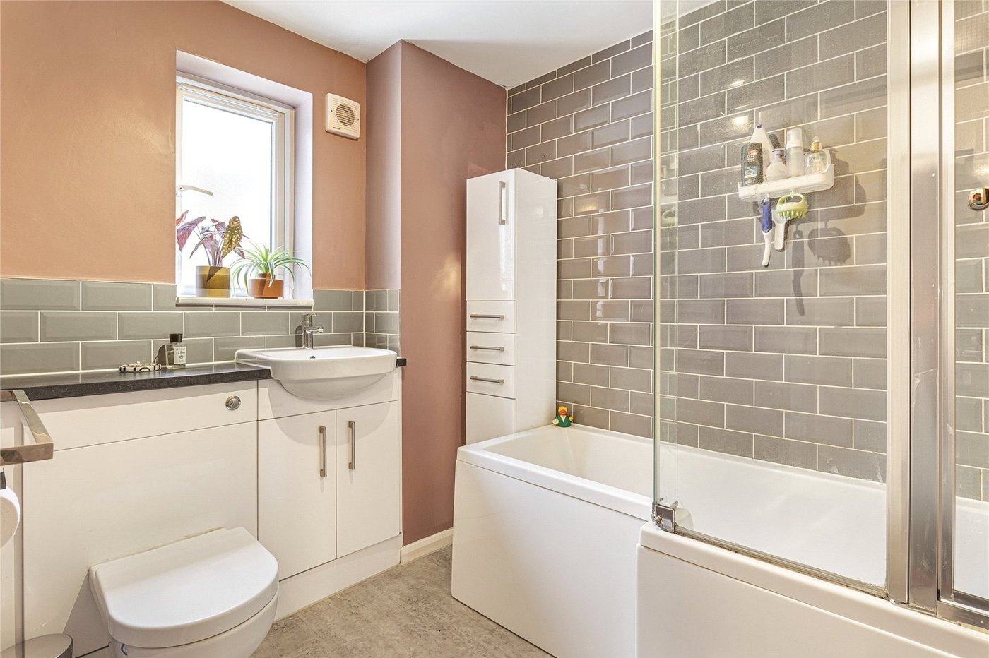 2 bedroom property for sale in Welling | Robinson Jackson