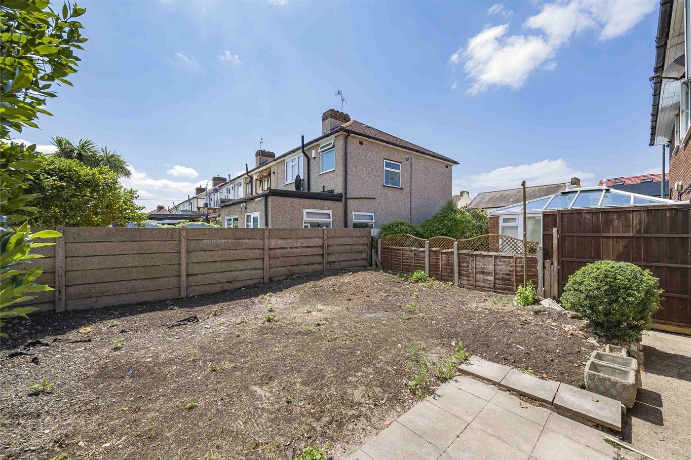 2 bedroom property for sale in Welling | Robinson Jackson