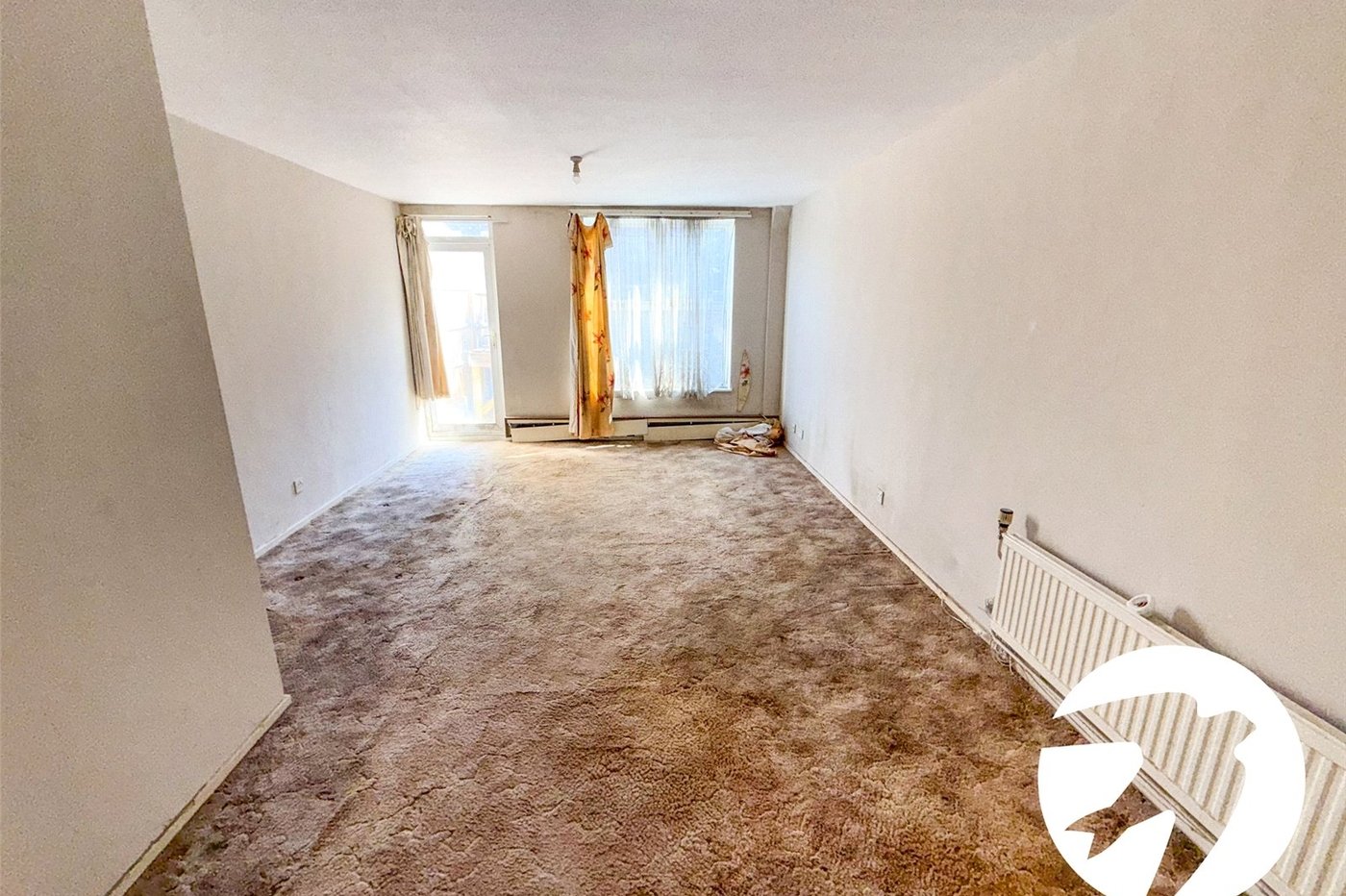 2 bedroom house for sale in London | Robinson Jackson