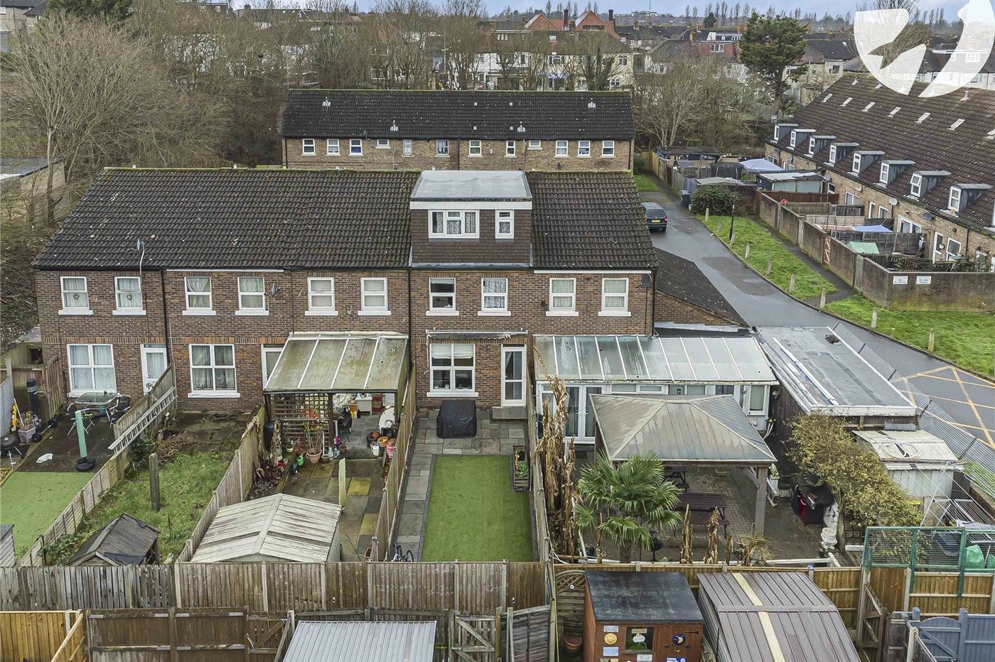 4 bedroom house for sale in Mottingham | Robinson Jackson