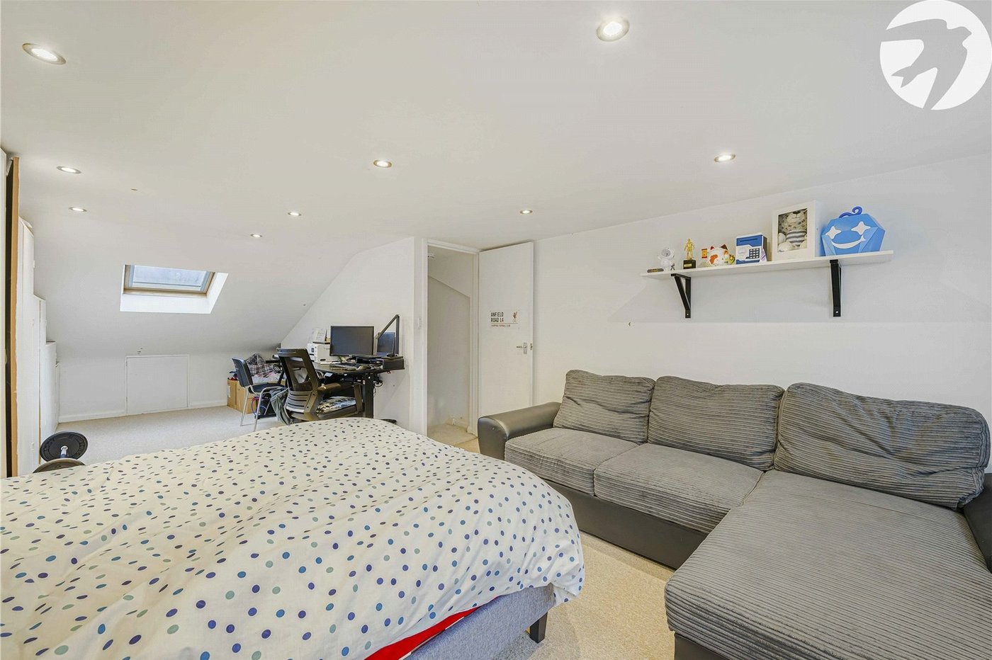 4 bedroom house for sale in Mottingham | Robinson Jackson