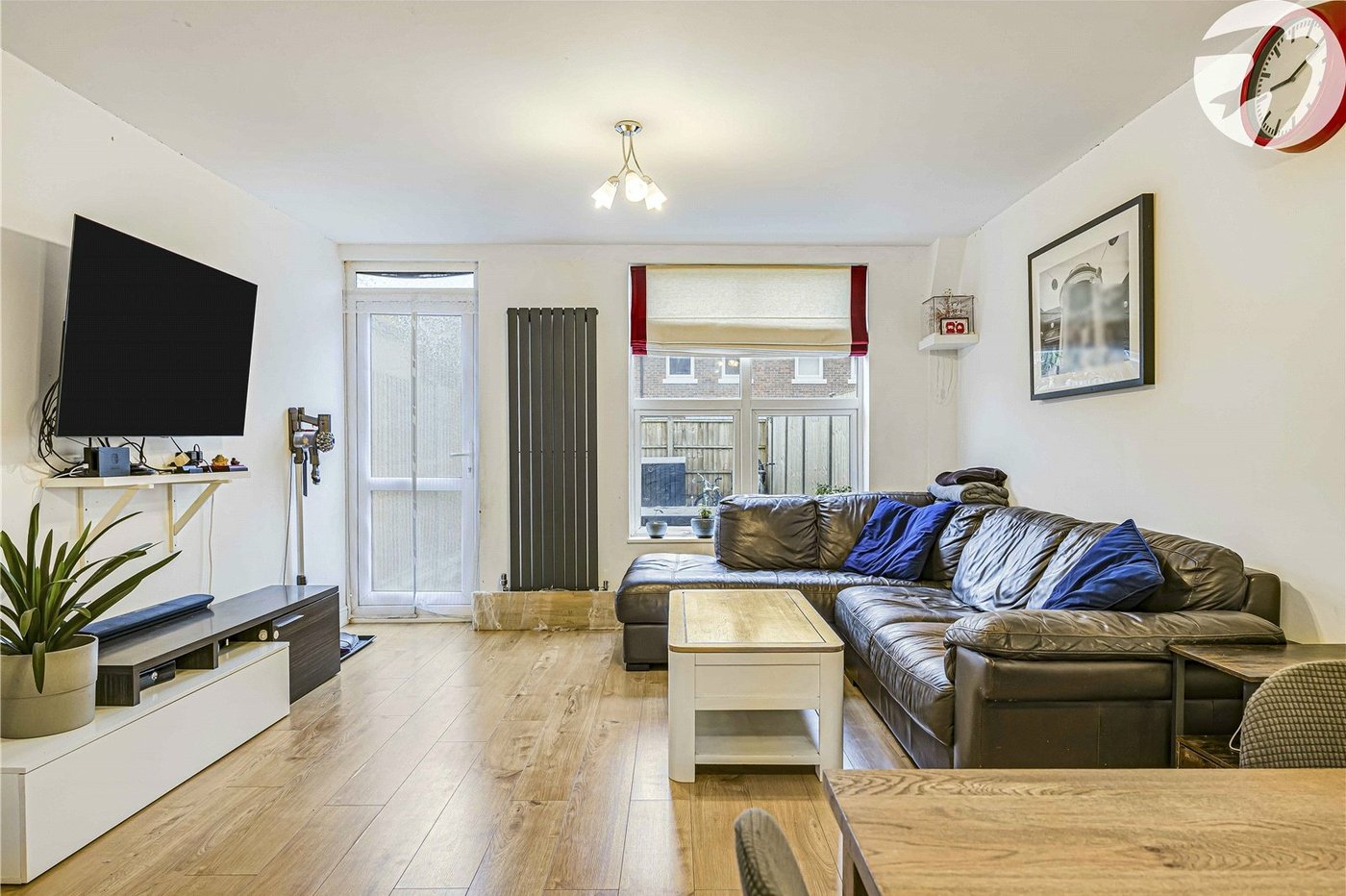 4 bedroom house for sale in Mottingham | Robinson Jackson