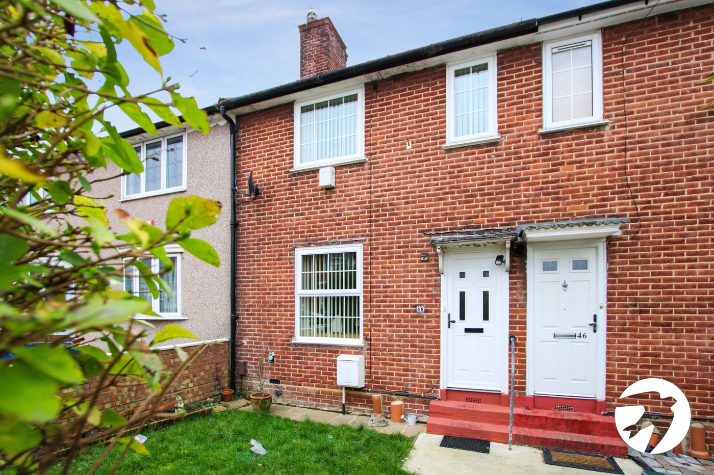 3 bedroom house for sale in London | Robinson Jackson