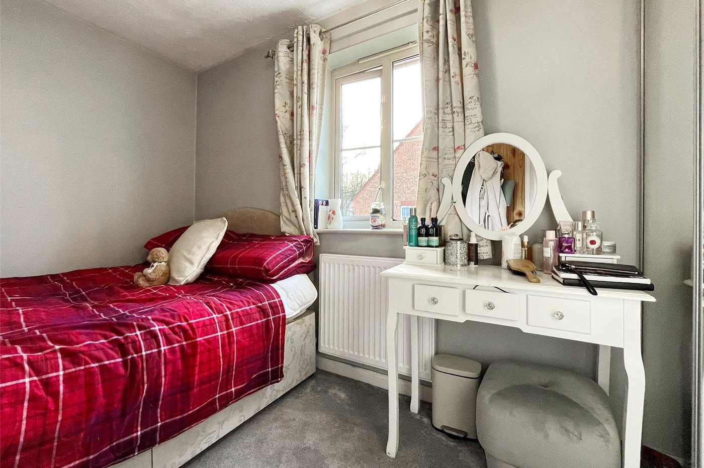 2 bedroom house for sale in Walderslade Woods | Robinson Michael & Jackson