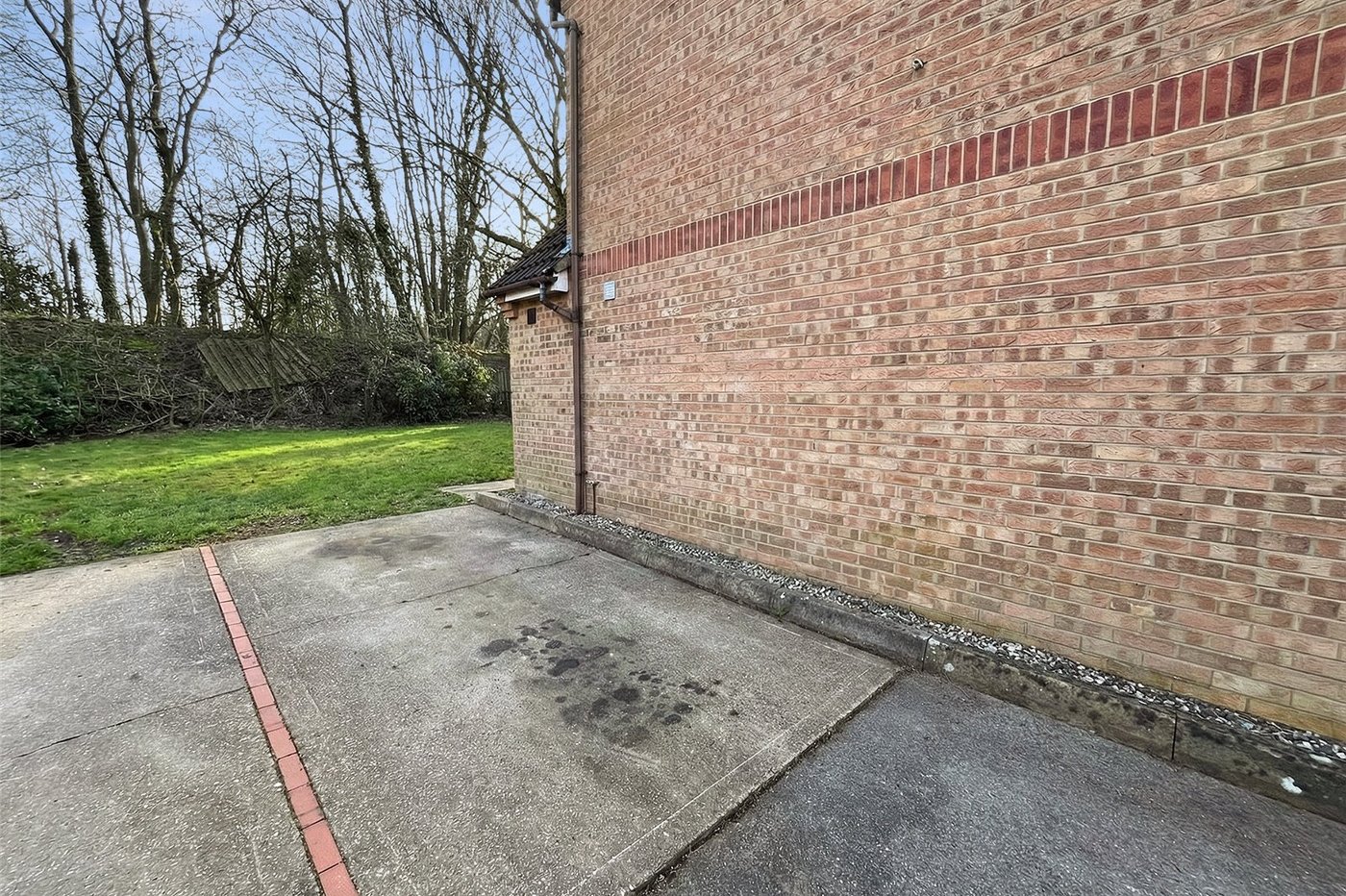 2 bedroom house for sale in Walderslade Woods | Robinson Michael & Jackson