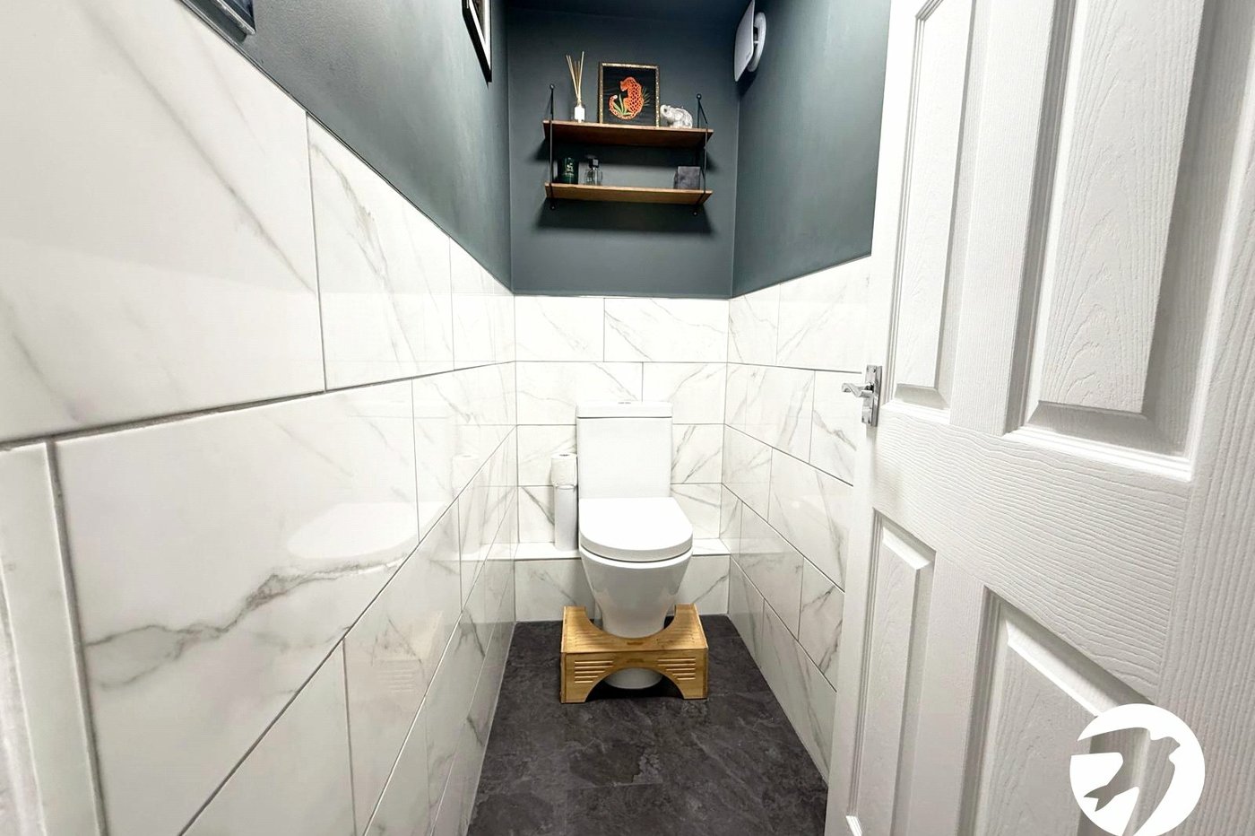 2 bedroom property for sale in London | Robinson Jackson