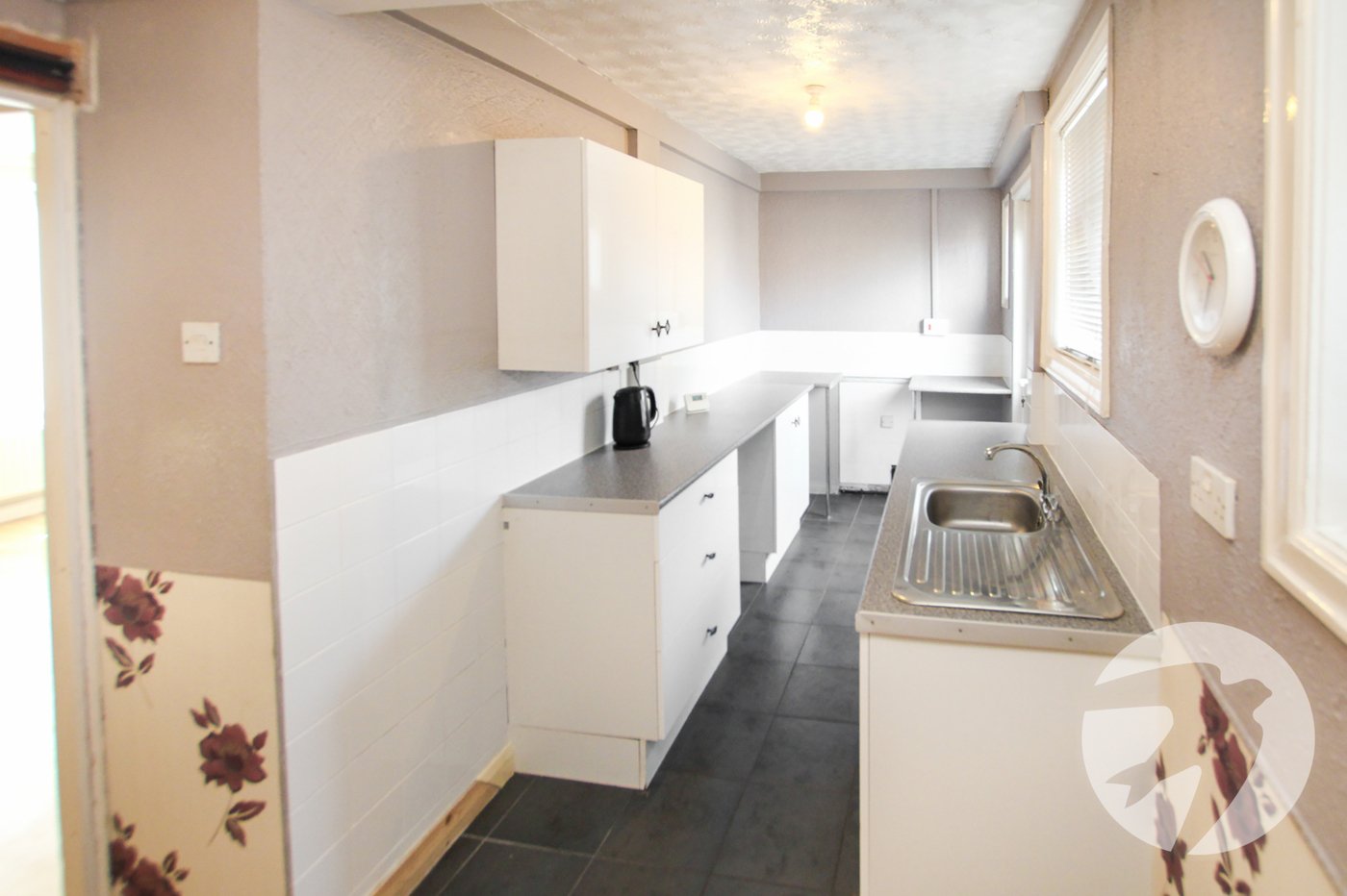 3 bedroom house for sale in London | Robinson Jackson