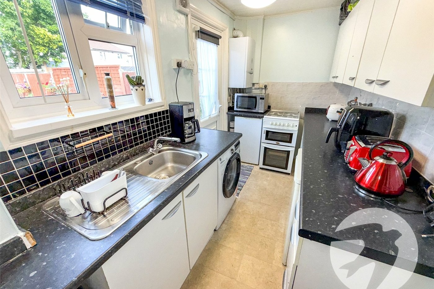 3 bedroom house for sale in London | Robinson Jackson