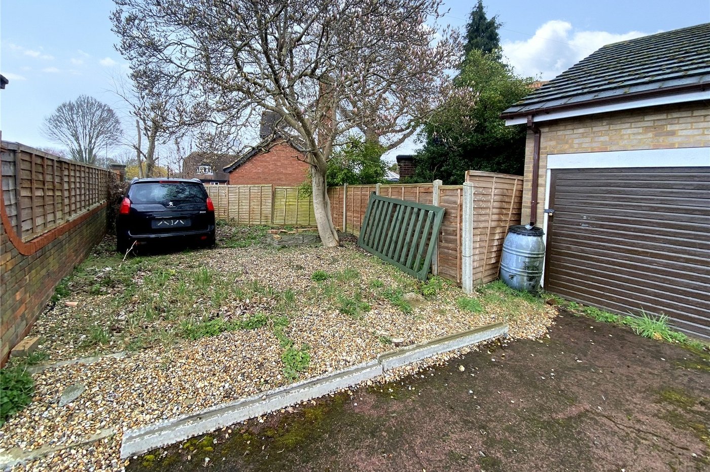3 bedroom bungalow for sale in Sidcup | Robinson Jackson