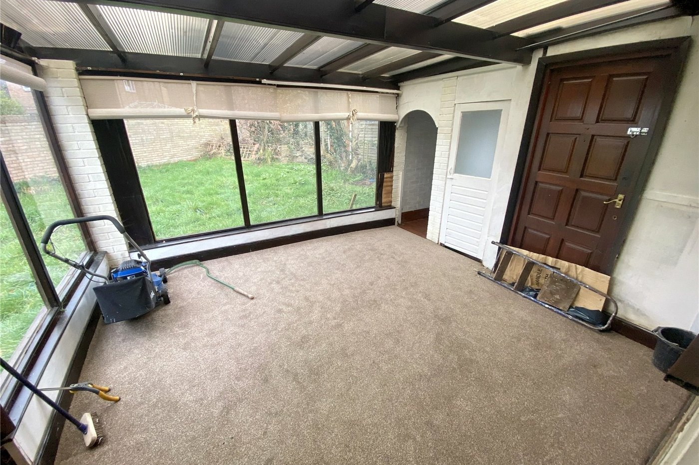 3 bedroom bungalow for sale in Sidcup | Robinson Jackson